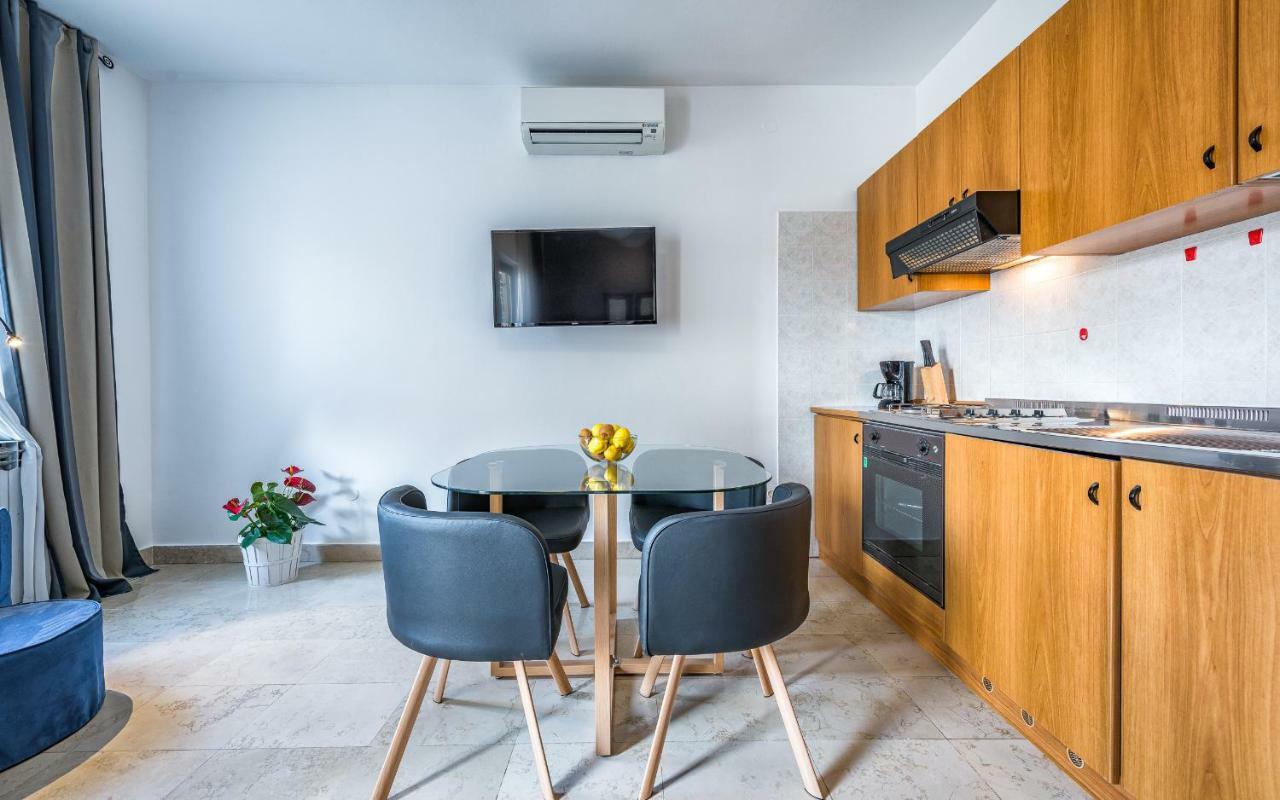 Apartman Percan Premantura Exterior foto